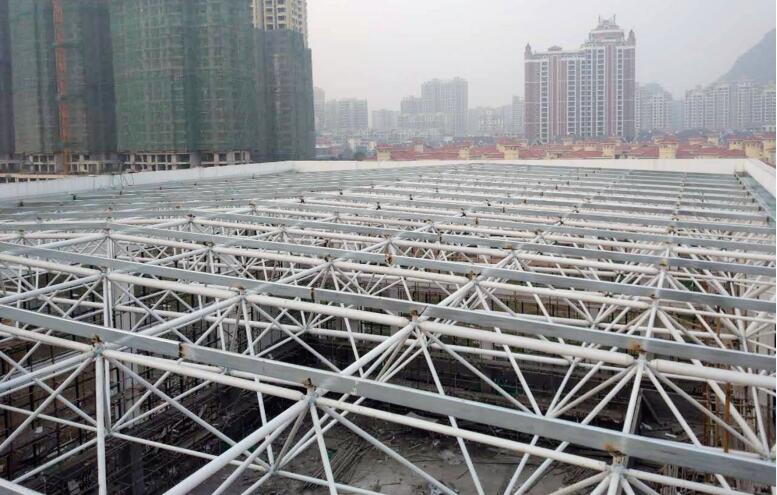 桂林市臨桂環湖小學風雨操場網架鋼結構工程